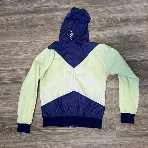 Nikita wind breaker - Picture 3 of 8